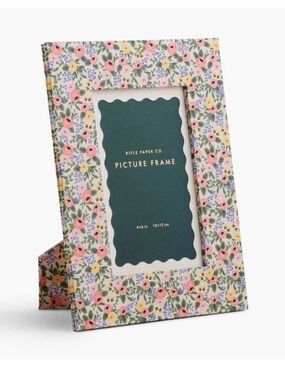 Rifle Paper Co Floral Picture Frame 4x6 Scalloped Insert